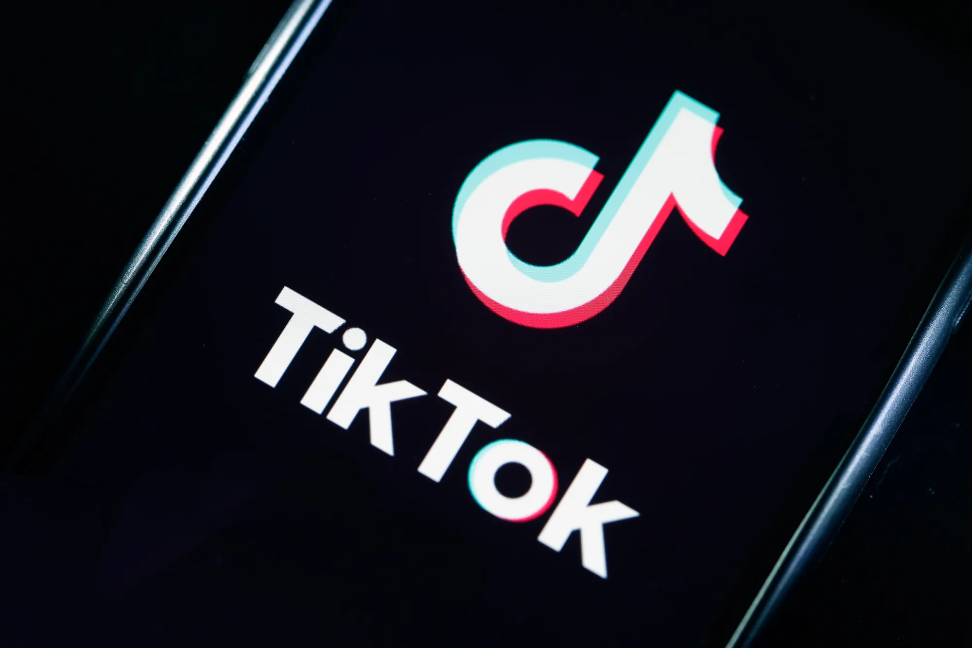 TikTok, Facebook are outselling traditional retail channels: businesses